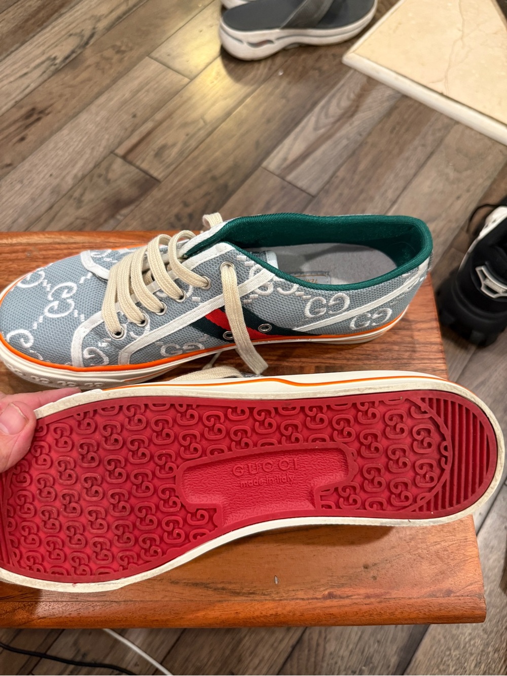 Gucci Mans tennis 1977 Gray GG Canvas Sneakers with Green Lining and Orange Trim - Picture 4 of 8